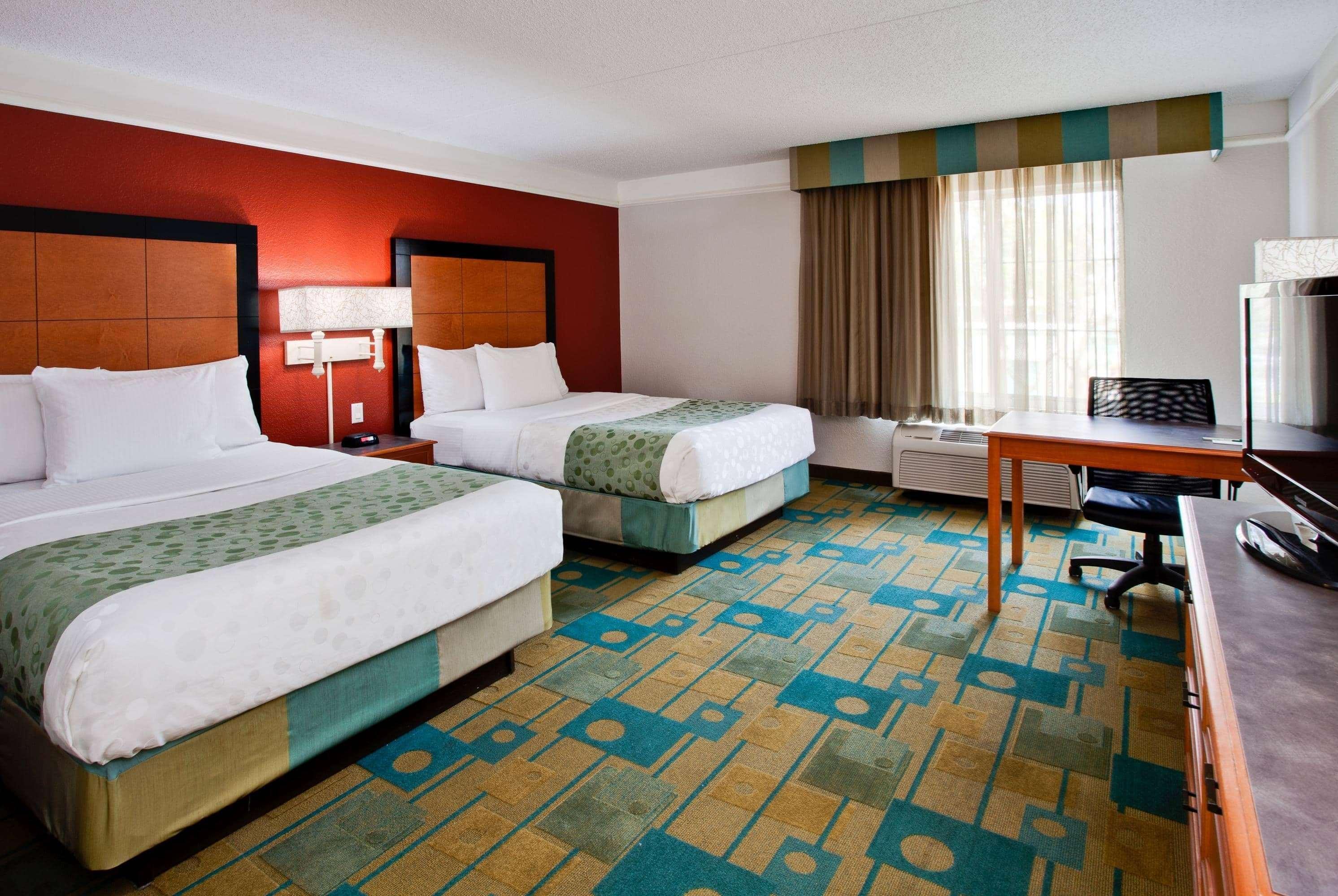Hotel La Quinta By Wyndham Usf Tampa Esterno foto