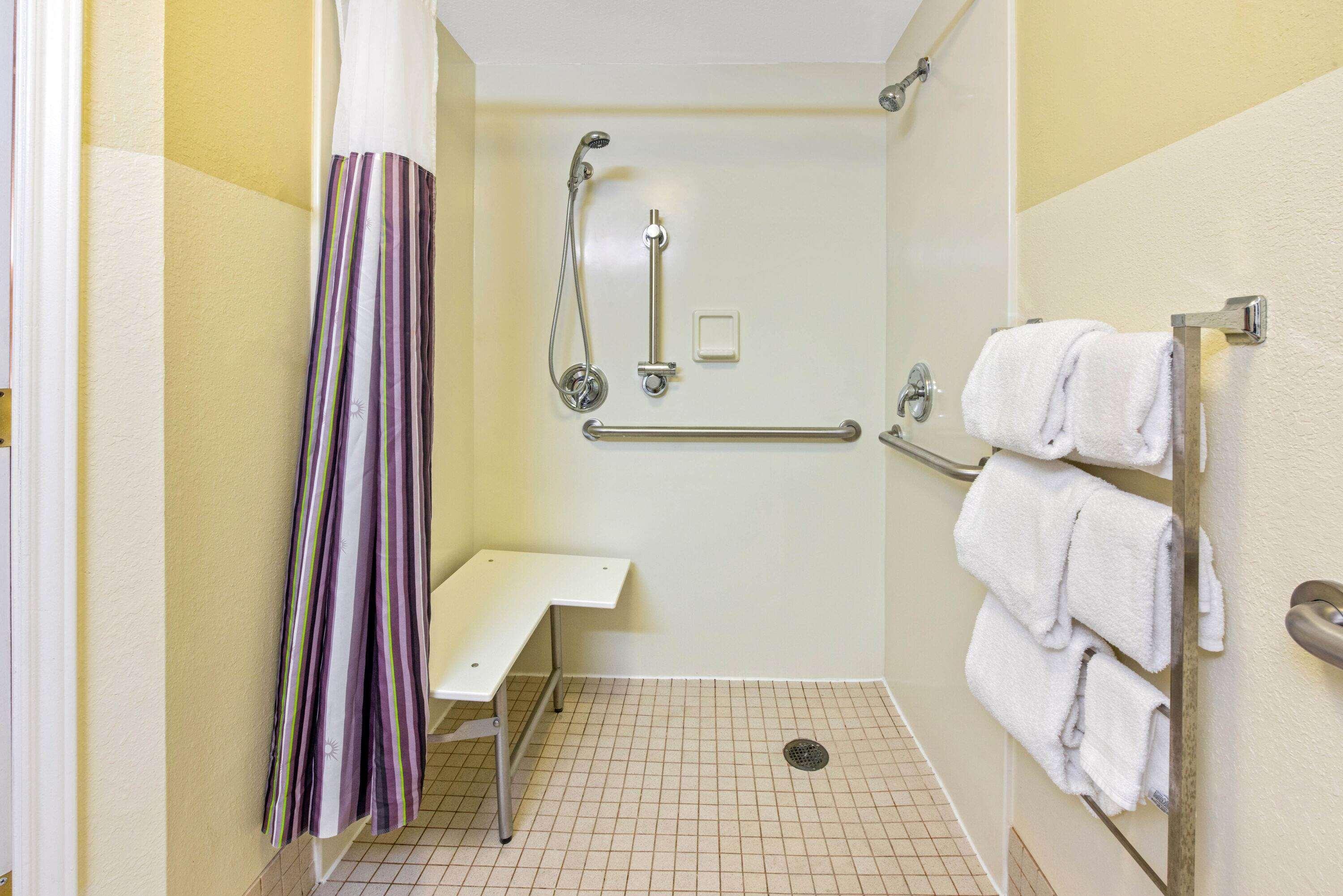 Hotel La Quinta By Wyndham Usf Tampa Esterno foto